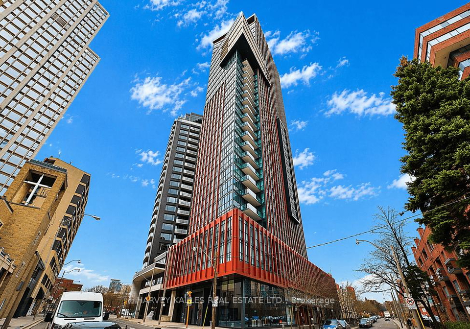 32-davenport-road-toronto-ontario-c13022330
