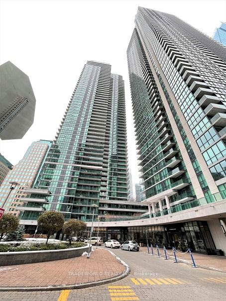 33-bay-street-toronto-ontario-c13022346