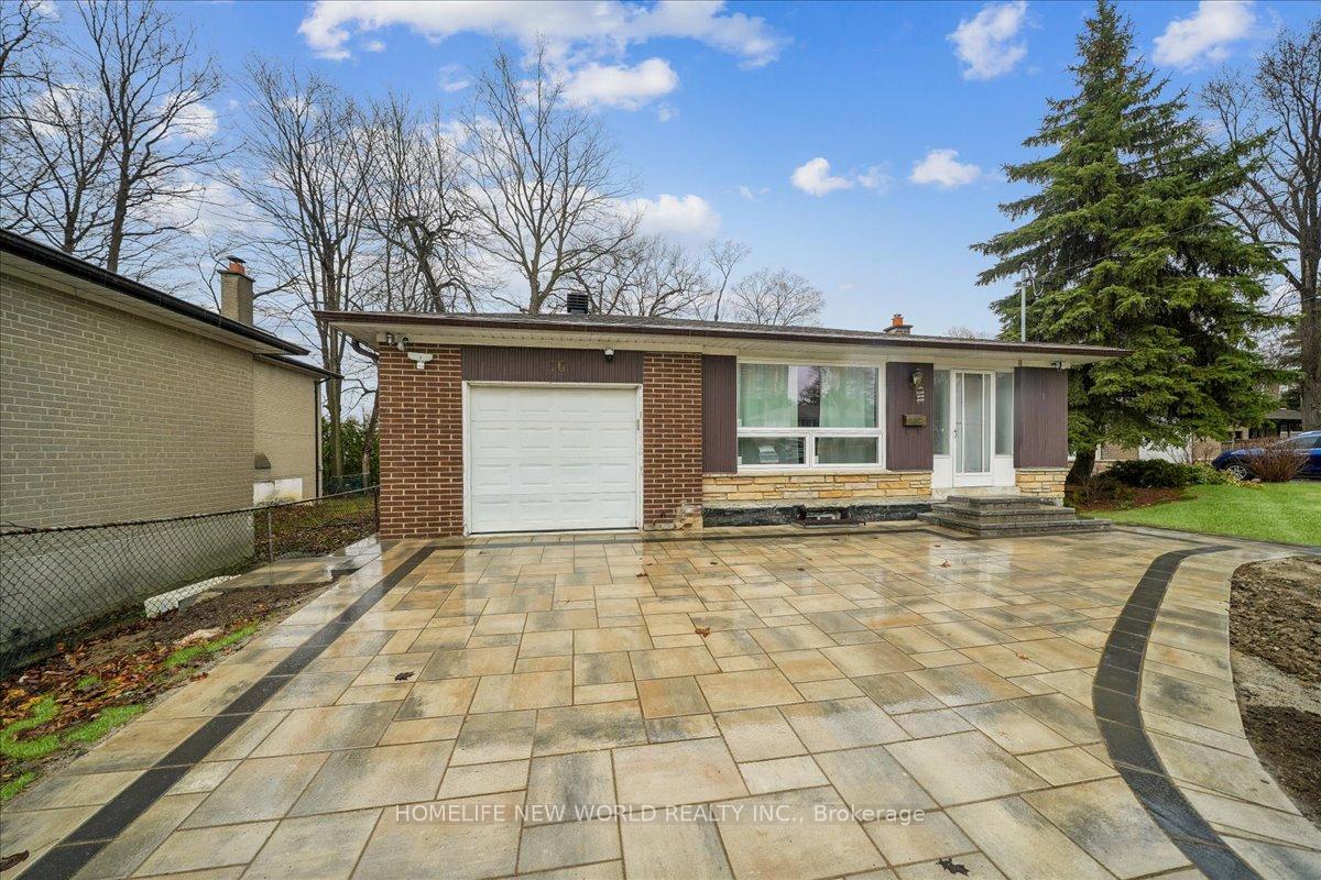 16-flavian-crescent-north-york-ontario-c13022512