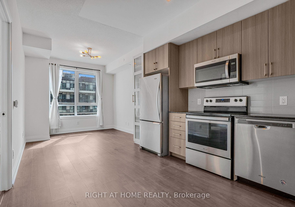591-sheppard-avenue-e-north-york-ontario-c13022552