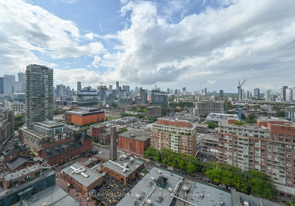 70-distillery-lane-toronto-ontario-c13022682