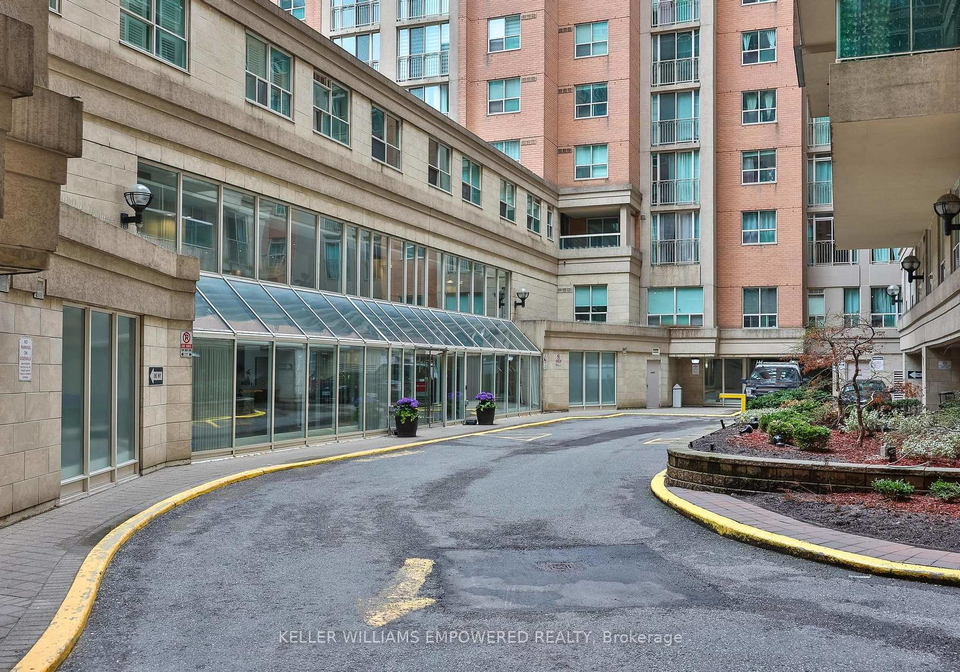 313-richmond-street-e-toronto-ontario-c13022776
