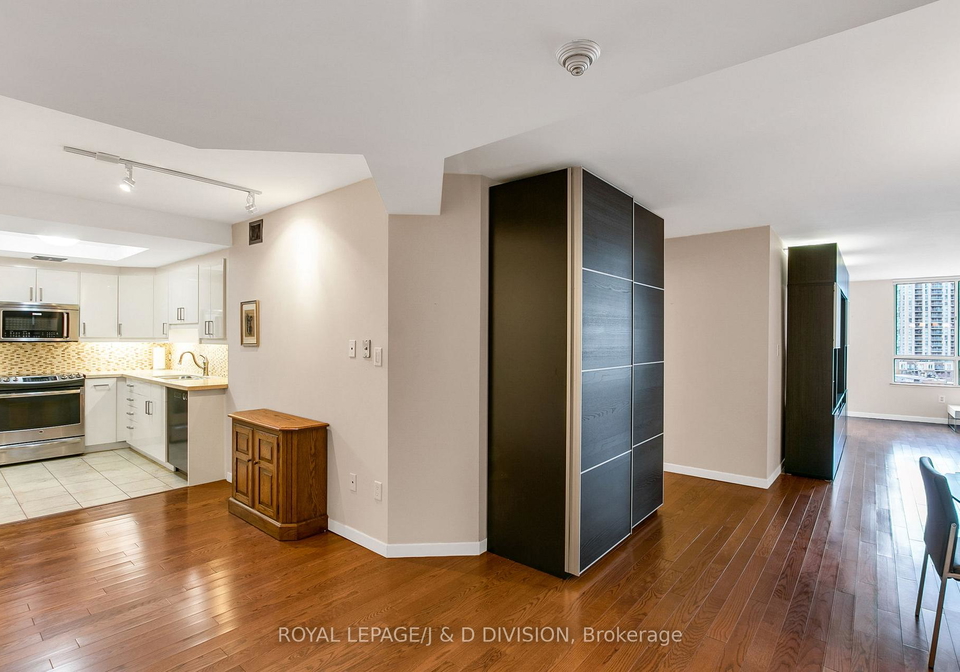 5444-yonge-street-toronto-ontario-c13022788