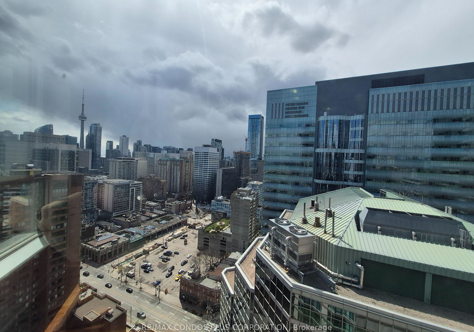 38-elm-street-toronto-ontario-c13022842