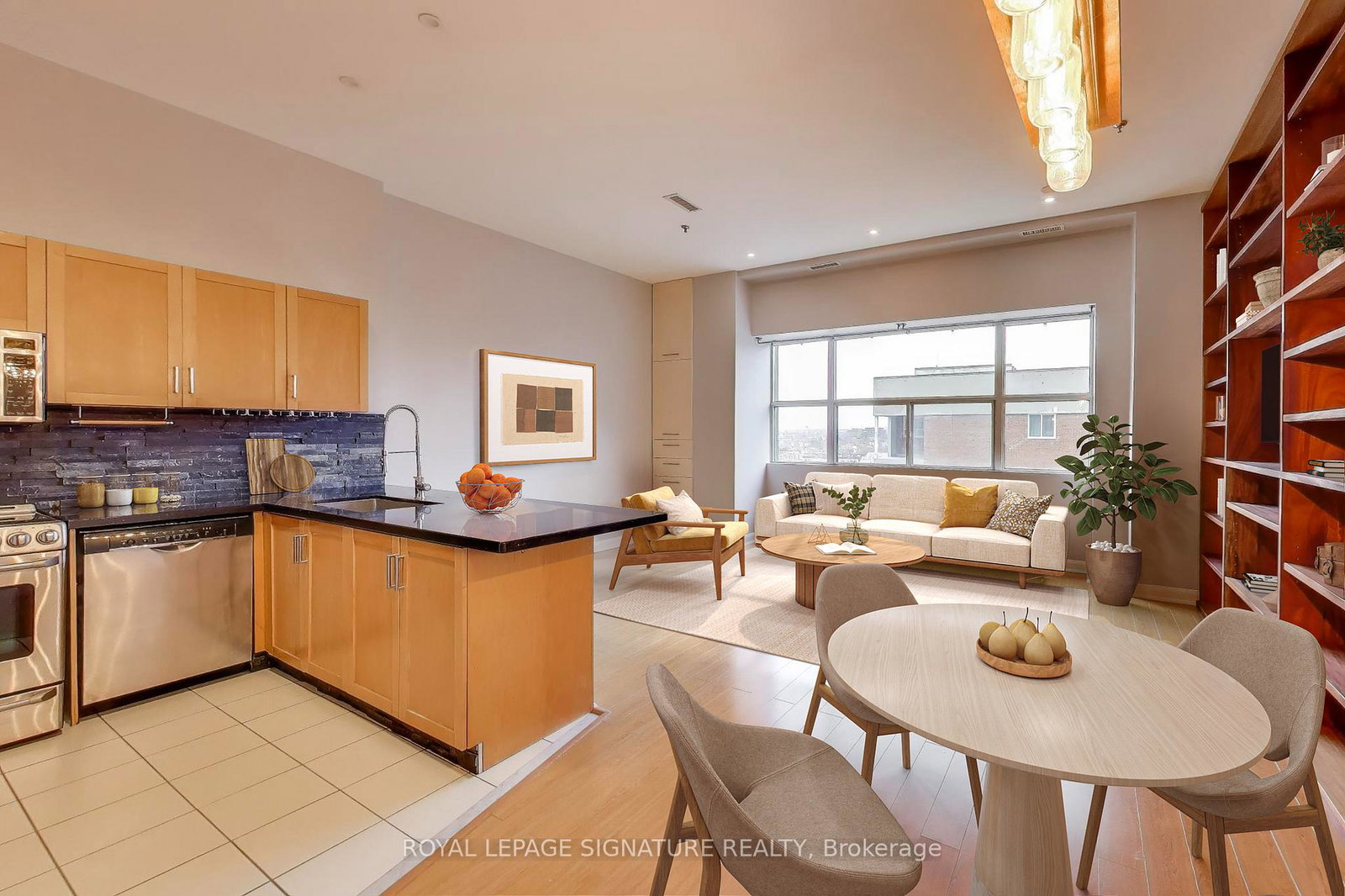700-king-street-w-toronto-ontario-c13023004