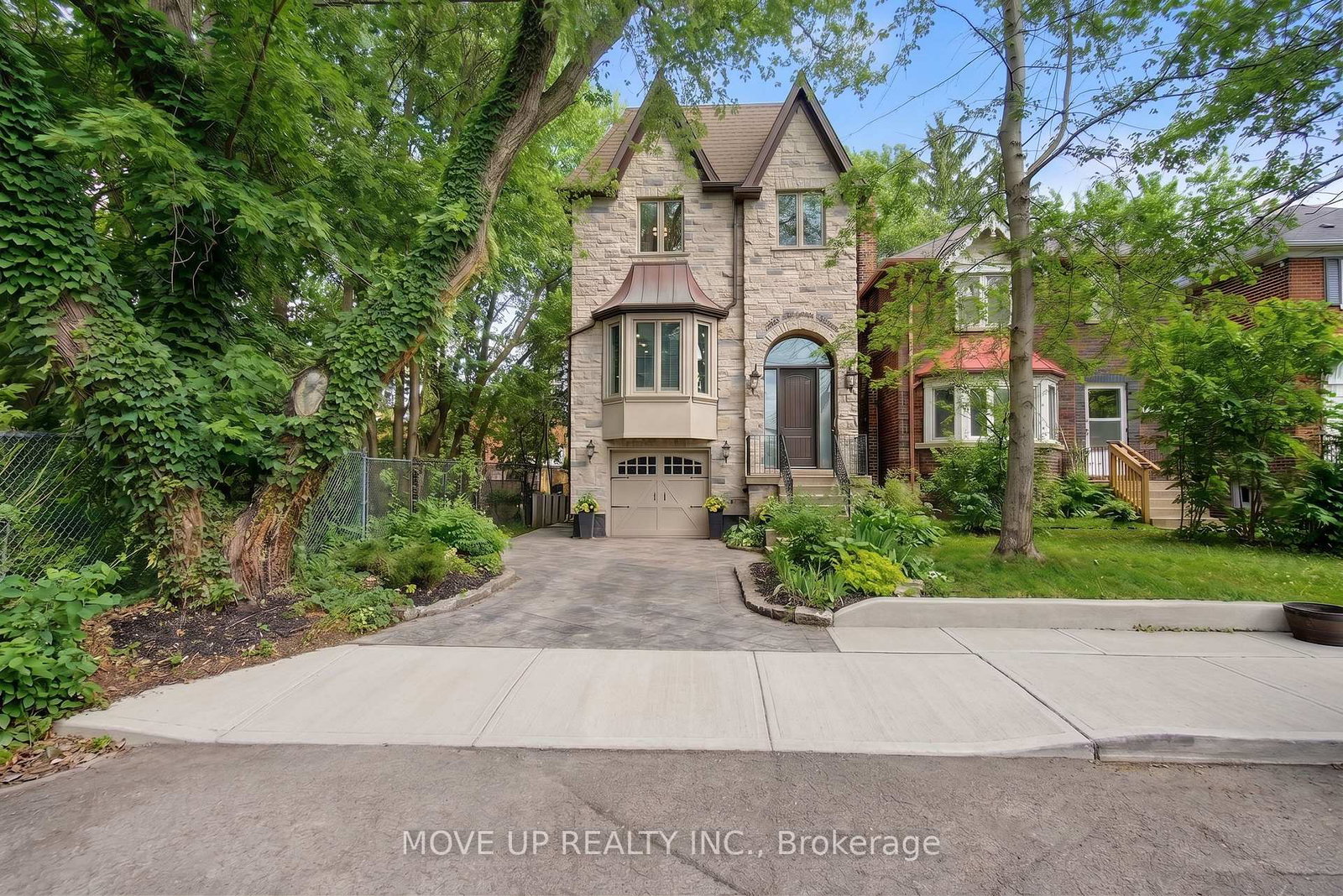 226-glengarry-avenue-toronto-ontario-c13023054