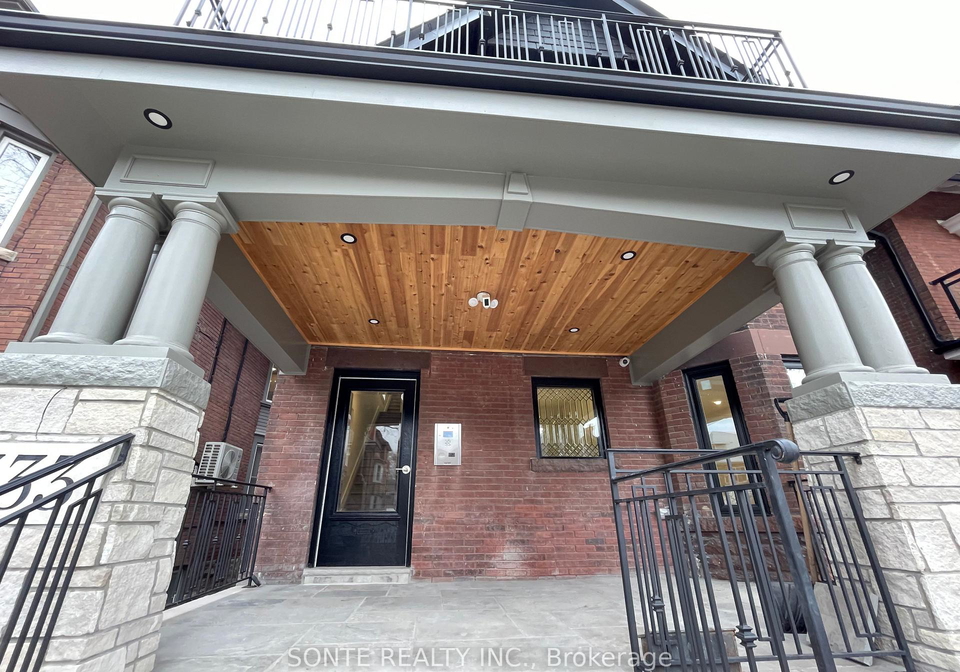 333-palmerston-boulevard-toronto-ontario-c13023116