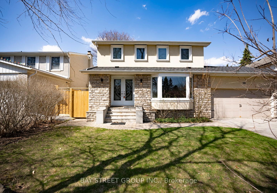 38-foursome-crescent-north-york-ontario-c13023228