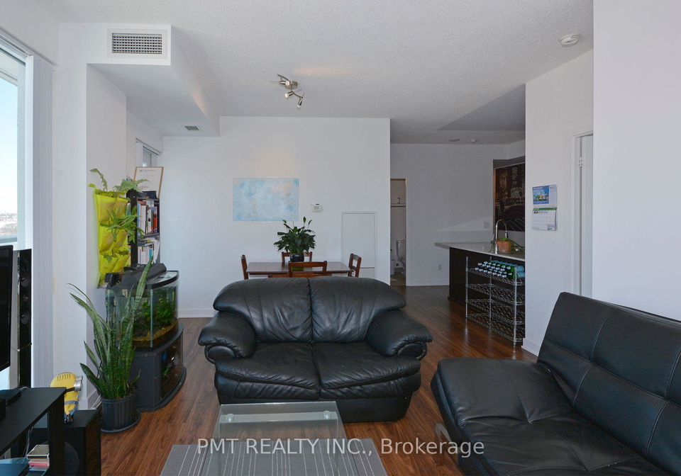 260-sackville-street-toronto-ontario-c13023666