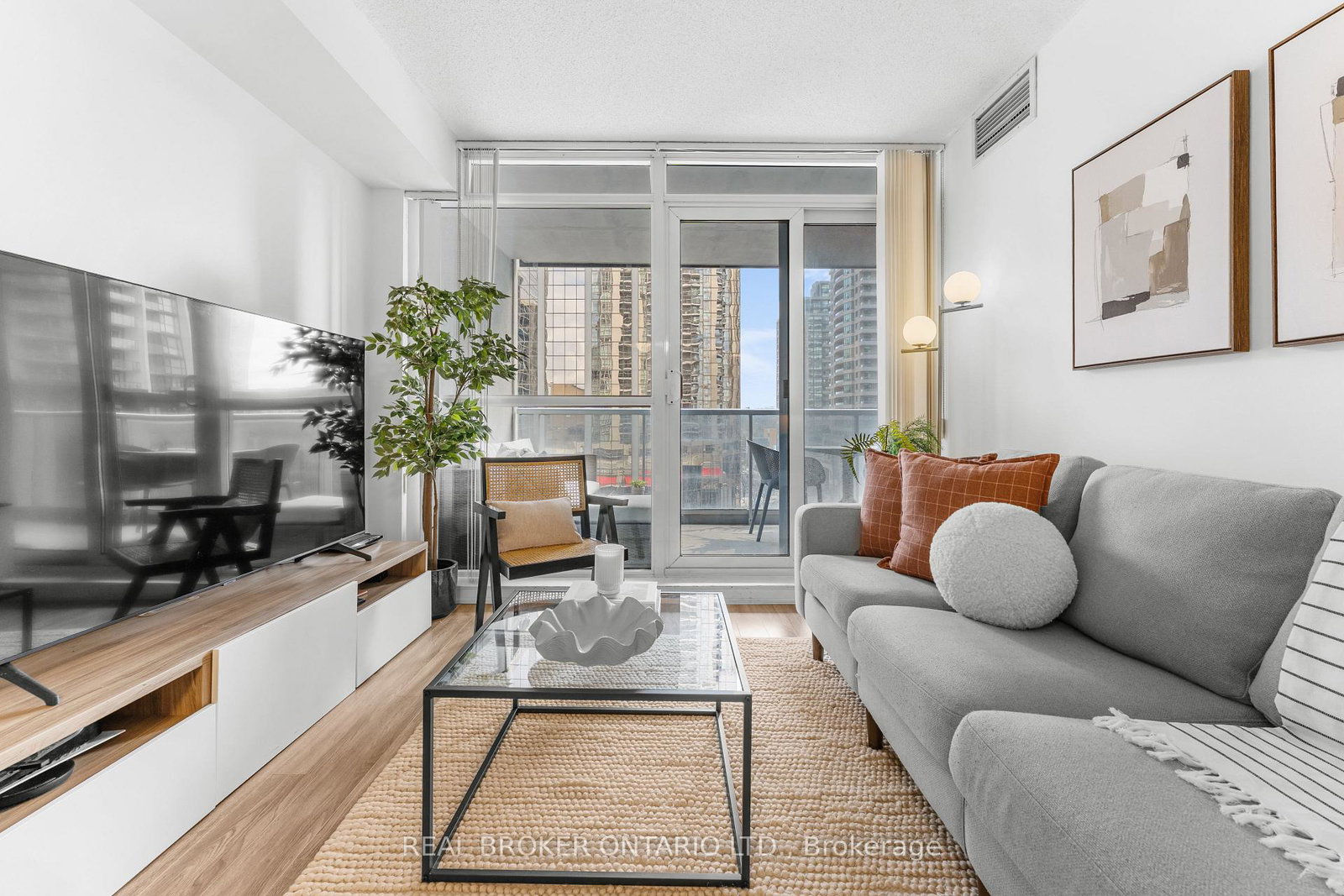 4978-yonge-street-toronto-ontario-c13023878