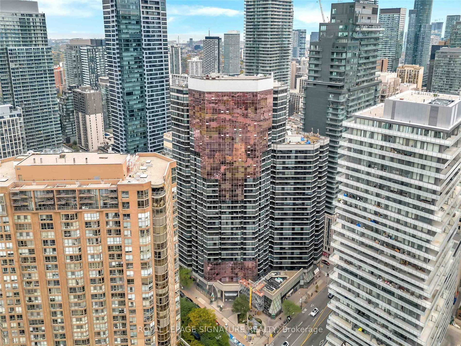 1001-bay-street-toronto-ontario-c13023880