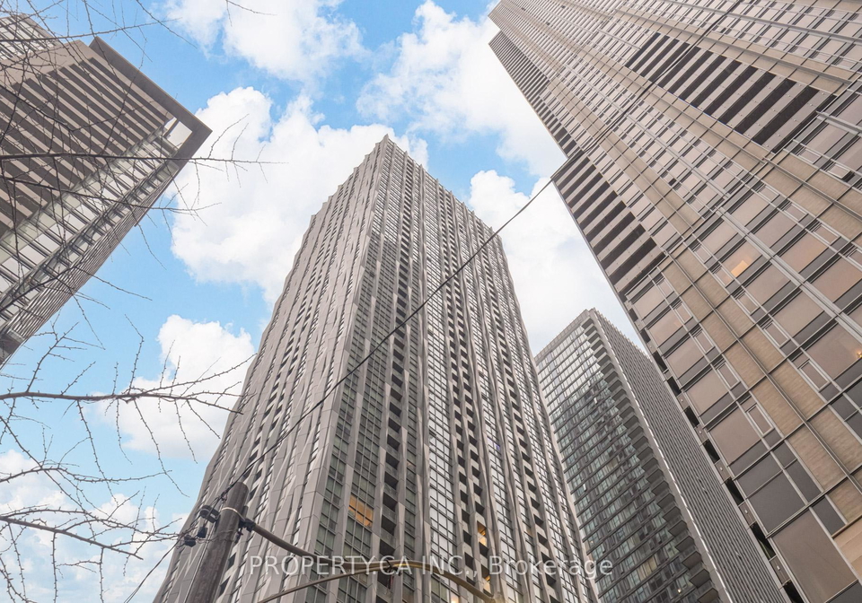 1-yorkville-avenue-toronto-ontario-c13024076