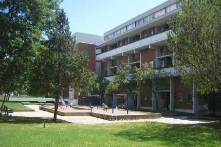125-leeward-glenway-east-york-ontario-c13024350