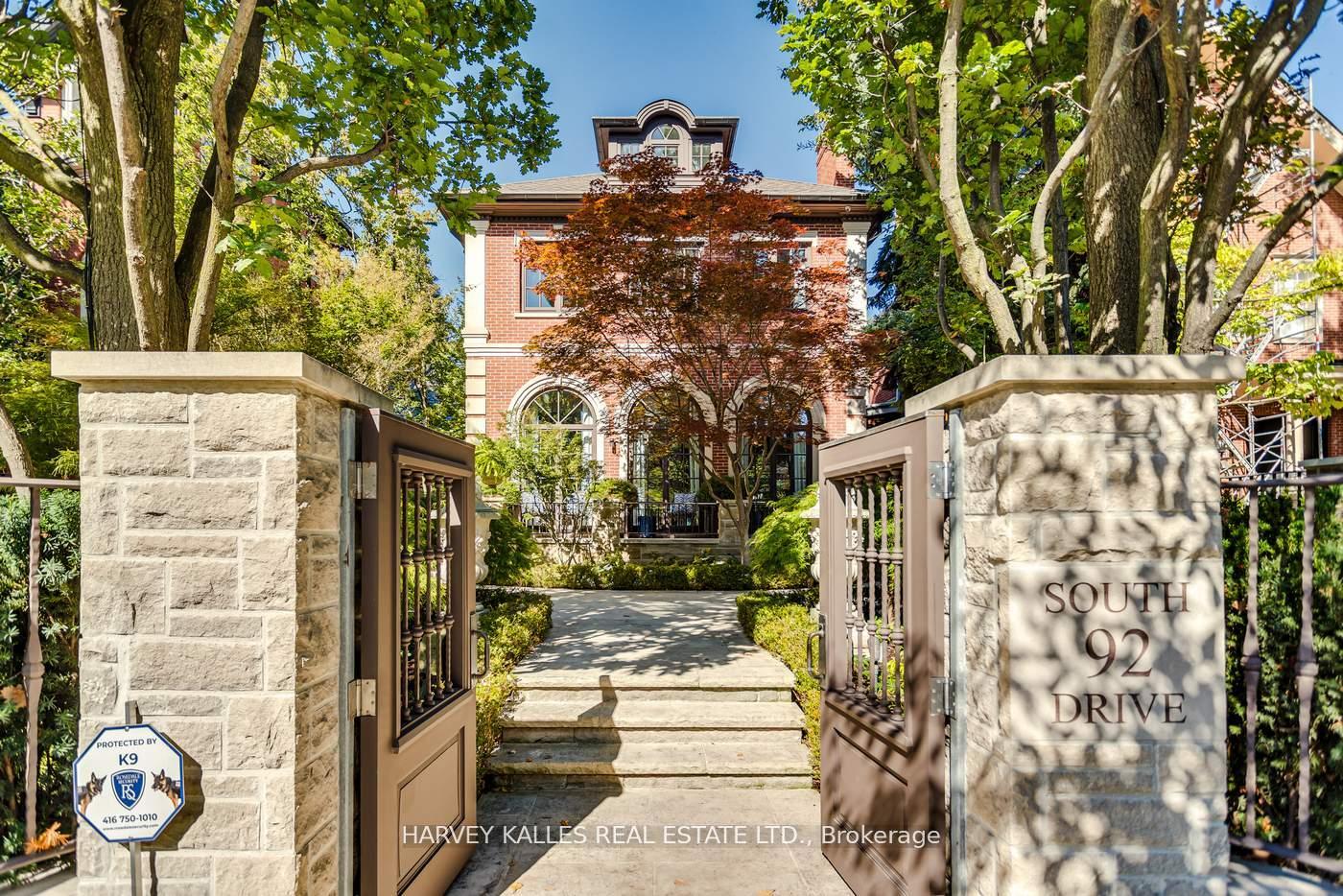 92-south-drive-toronto-ontario-c13024424