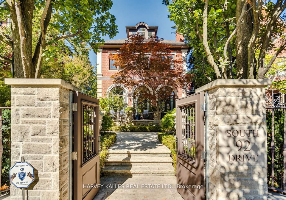 92-south-drive-toronto-ontario-c13024424