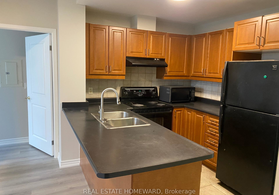 28-byng-avenue-north-york-ontario-c13024576