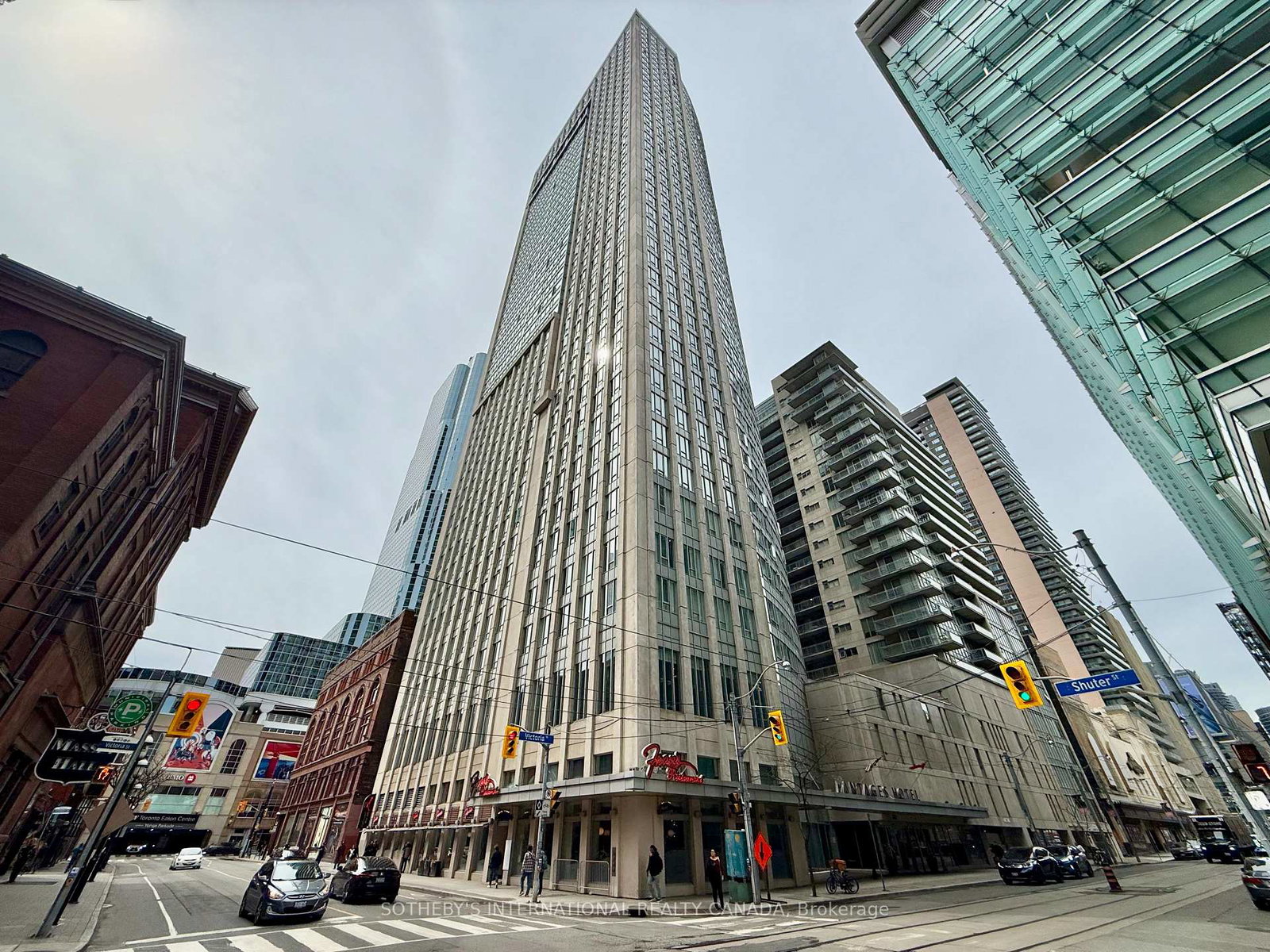 210-victoria-street-toronto-ontario-c13024600