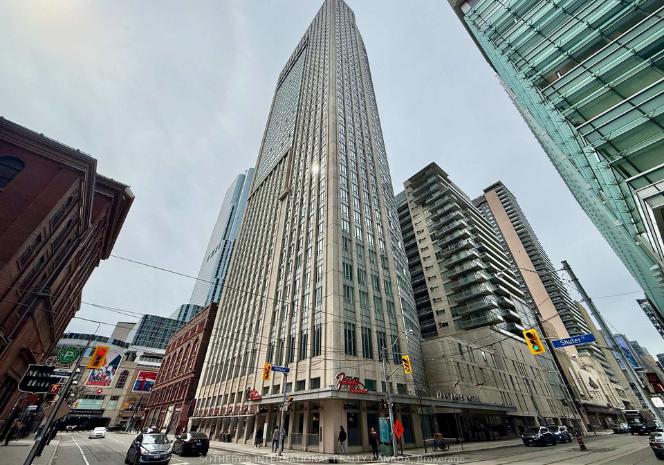 210-victoria-street-toronto-ontario-c13024600