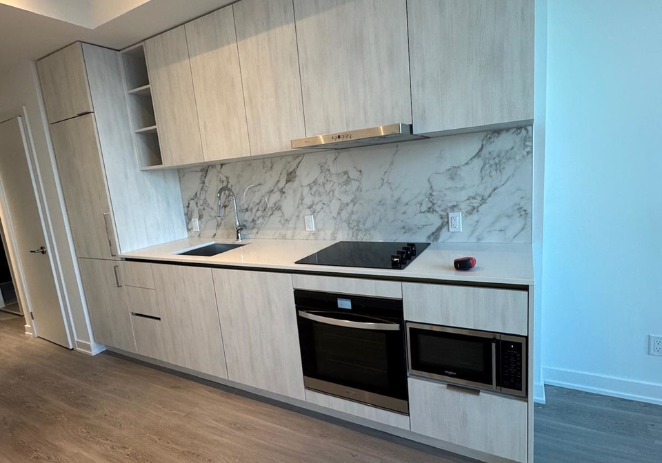 8-wellesley-street-w-toronto-ontario-c13024822
