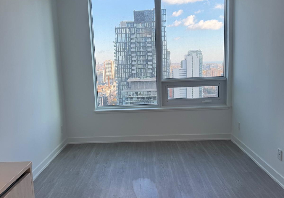 8-wellesley-street-w-toronto-ontario-c13024822