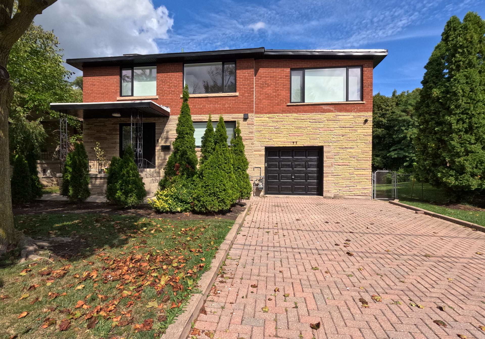 77-hove-street-e-toronto-ontario-c13024828