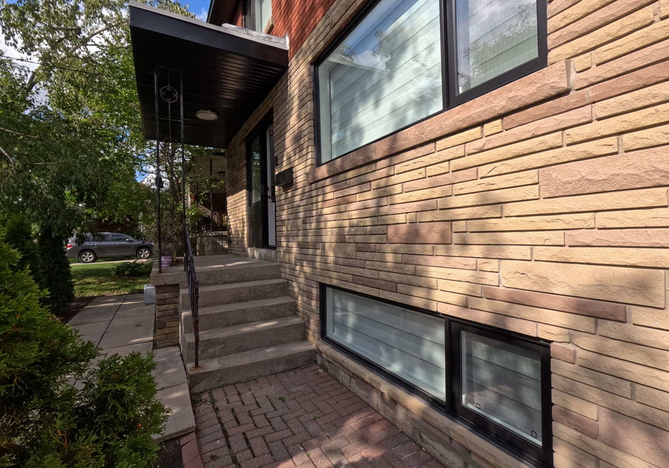 77-hove-street-e-toronto-ontario-c13024828