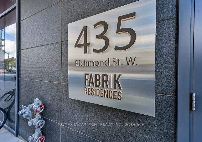 435-richmond-street-w-toronto-ontario-c13025032