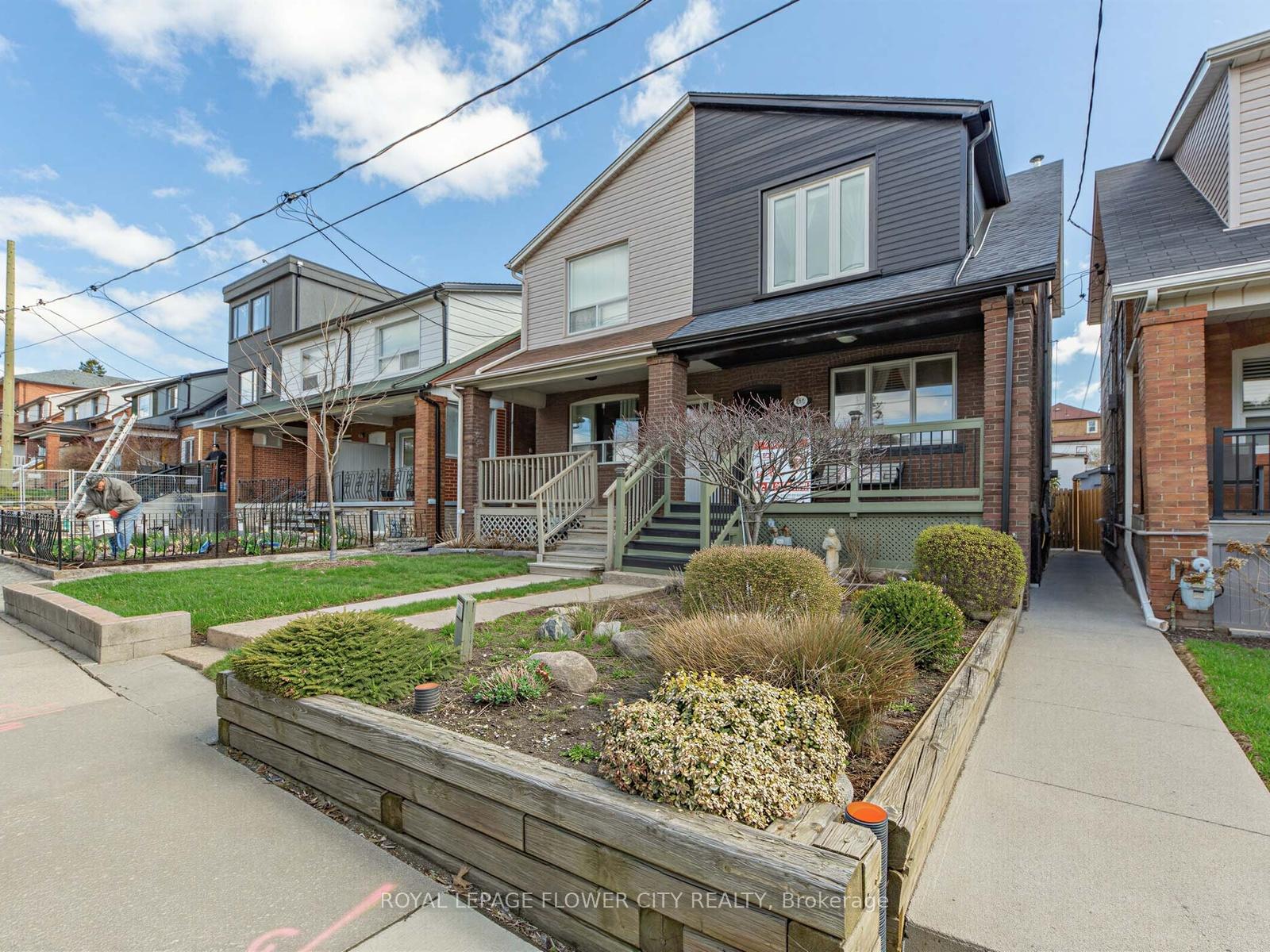 489-westmount-avenue-toronto-ontario-c13025174