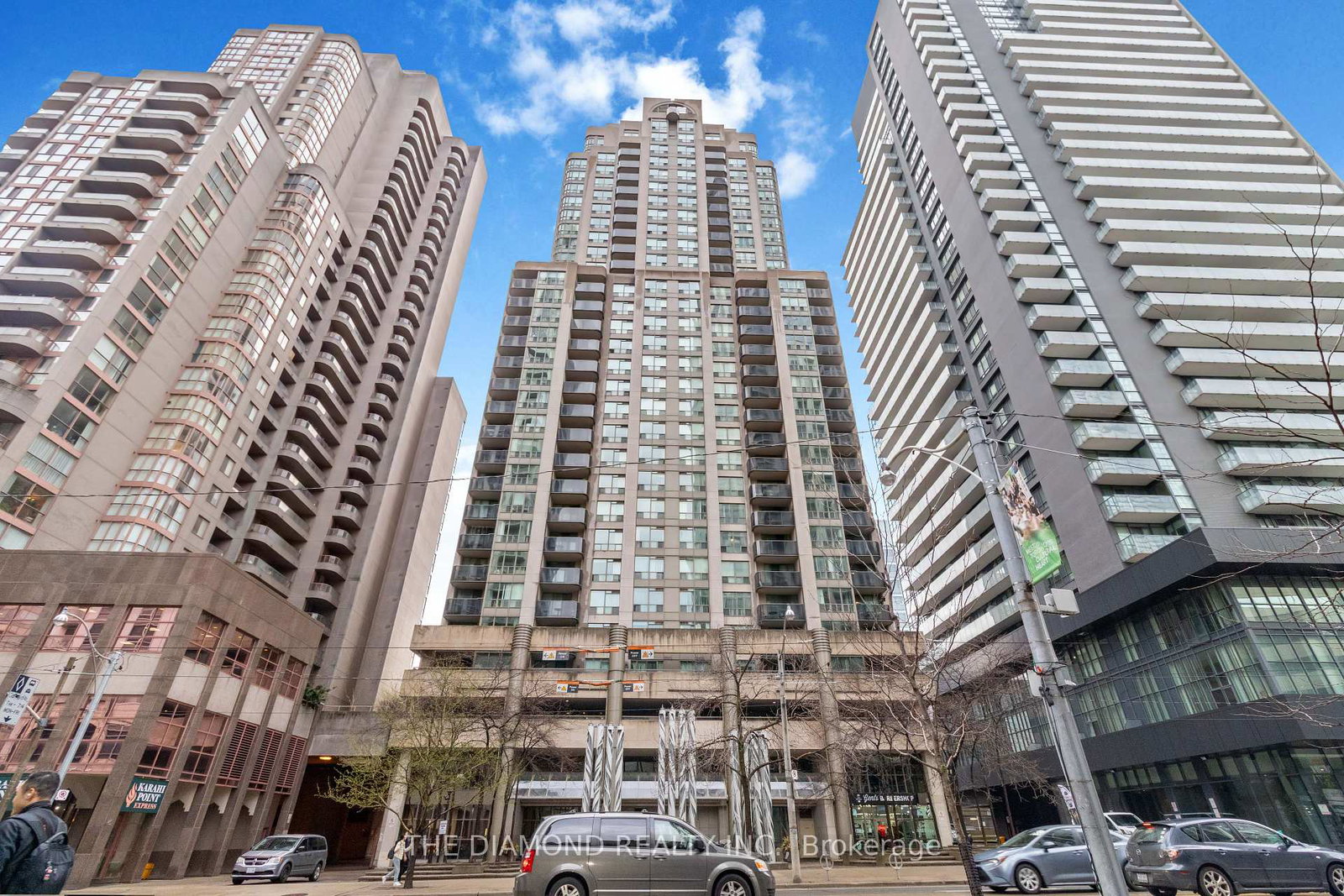 750-bay-street-toronto-ontario-c13025242