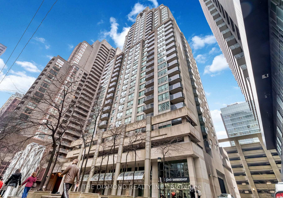 750-bay-street-toronto-ontario-c13025242