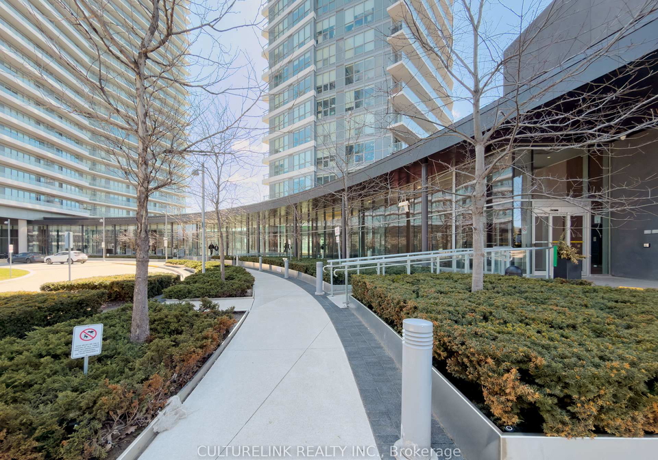 117-mcmahon-drive-north-york-ontario-c13025308