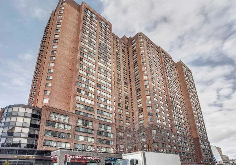 633-bay-street-toronto-ontario-c13025688