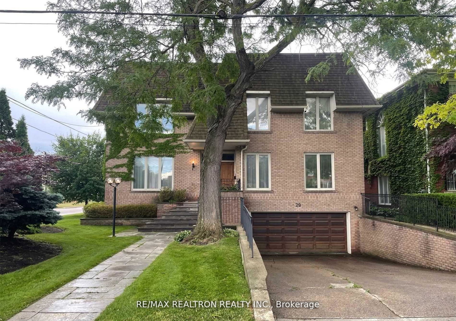 29-sultana-avenue-toronto-ontario-c13025768