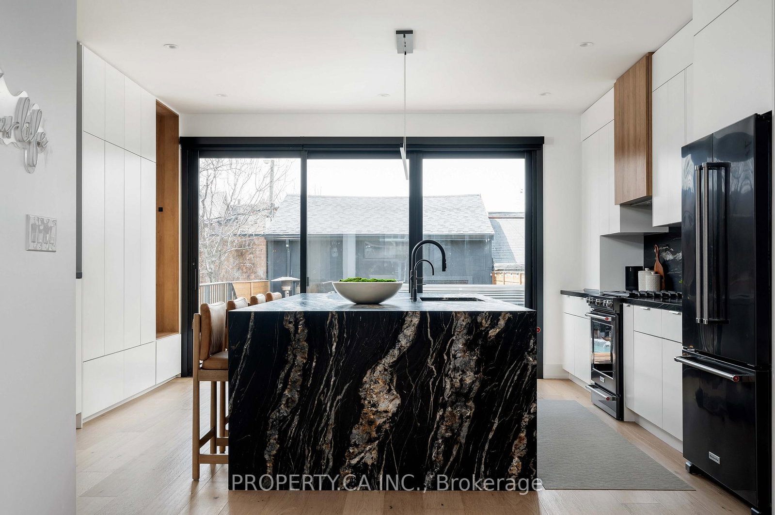 268-euclid-avenue-toronto-ontario-c13025804