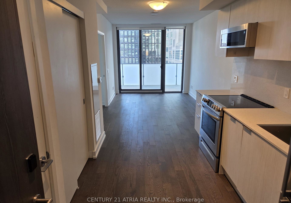 25-richmond-street-e-toronto-ontario-c13025820