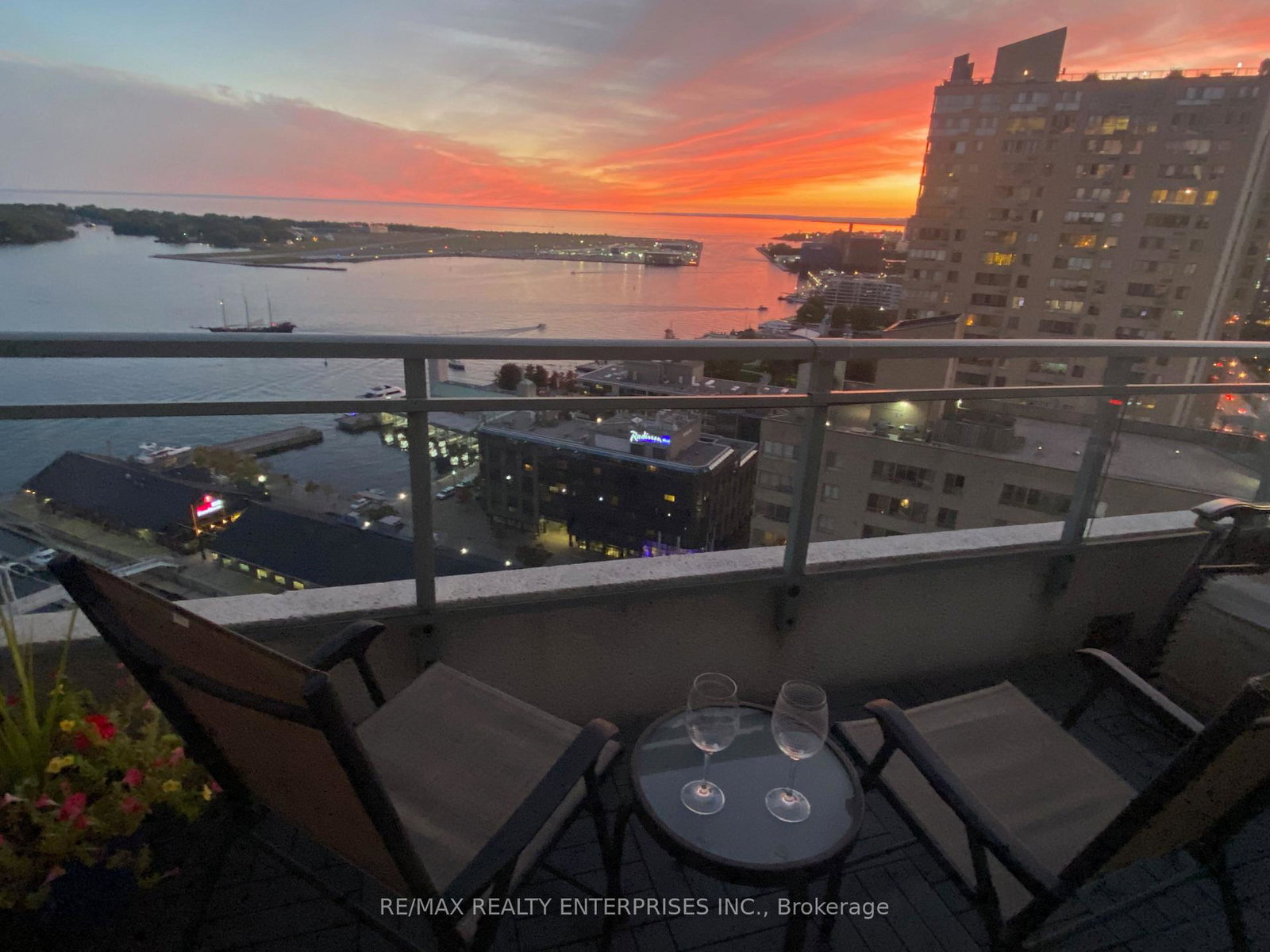 230-queens-quay-w-toronto-ontario-c13026158