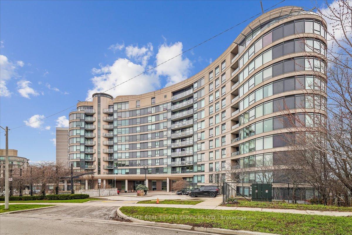 18-valley-woods-road-north-york-ontario-c13026326