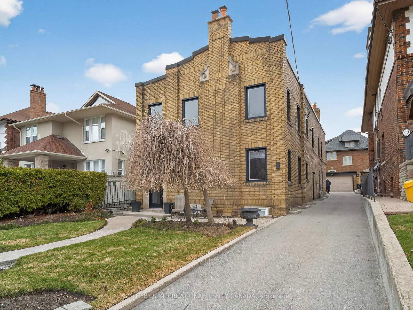 24-college-view-avenue-toronto-ontario-c13026394