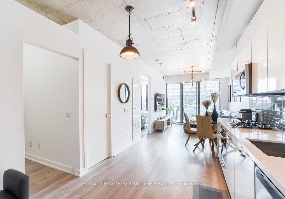 55-ontario-street-toronto-ontario-c13026774
