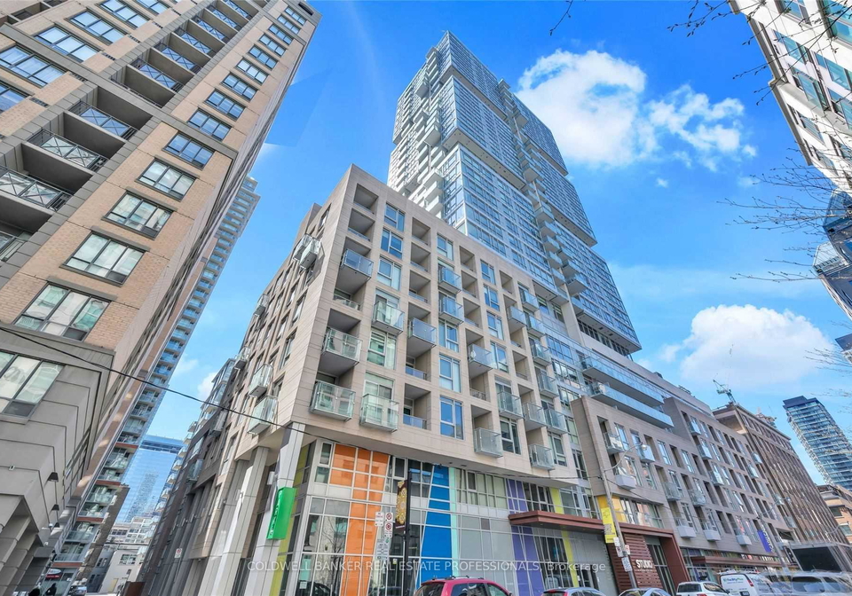 199-richmond-street-w-toronto-ontario-c13026828
