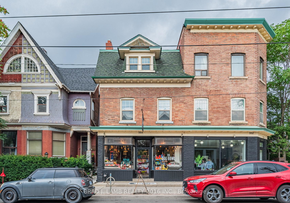 984-dundas-street-w-toronto-ontario-c13026868