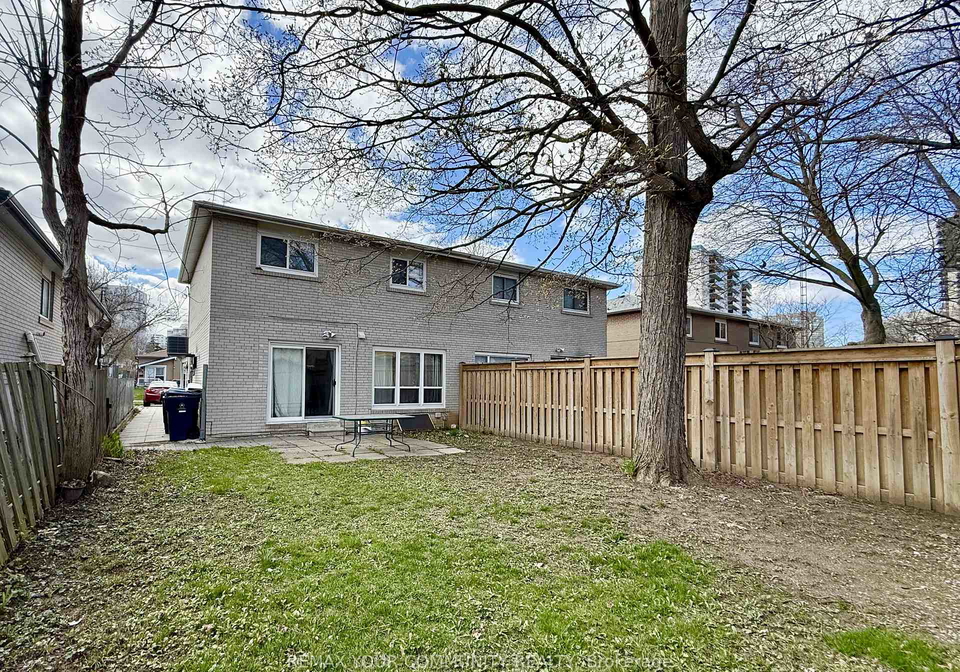 17-regatta-crescent-toronto-ontario-c13026882