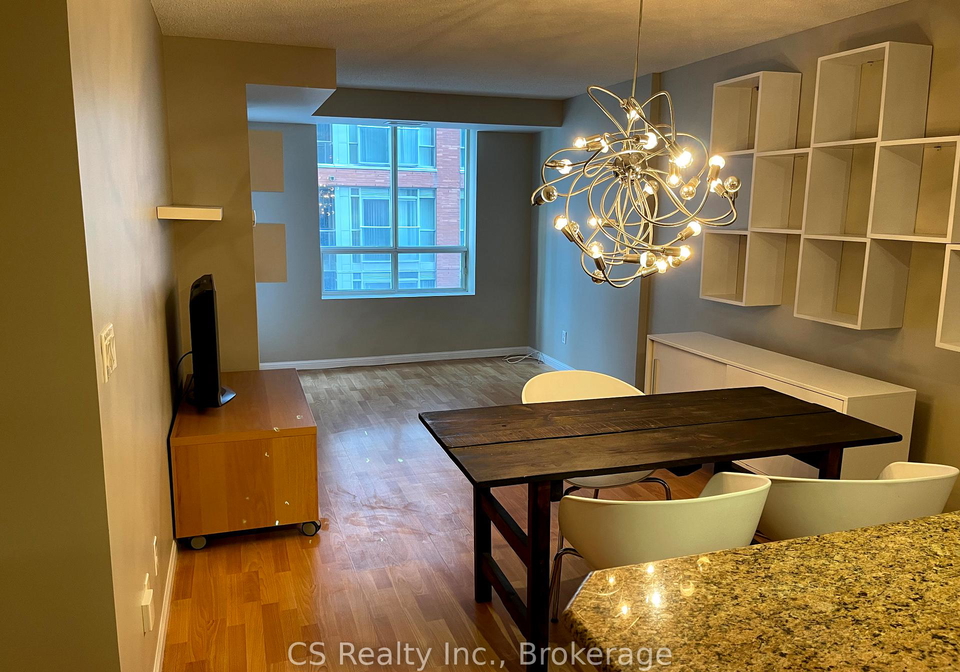 140-simcoe-street-toronto-ontario-c13027036