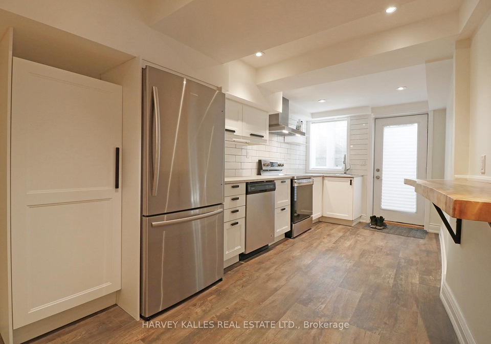 202-claremont-street-toronto-ontario-c13027064