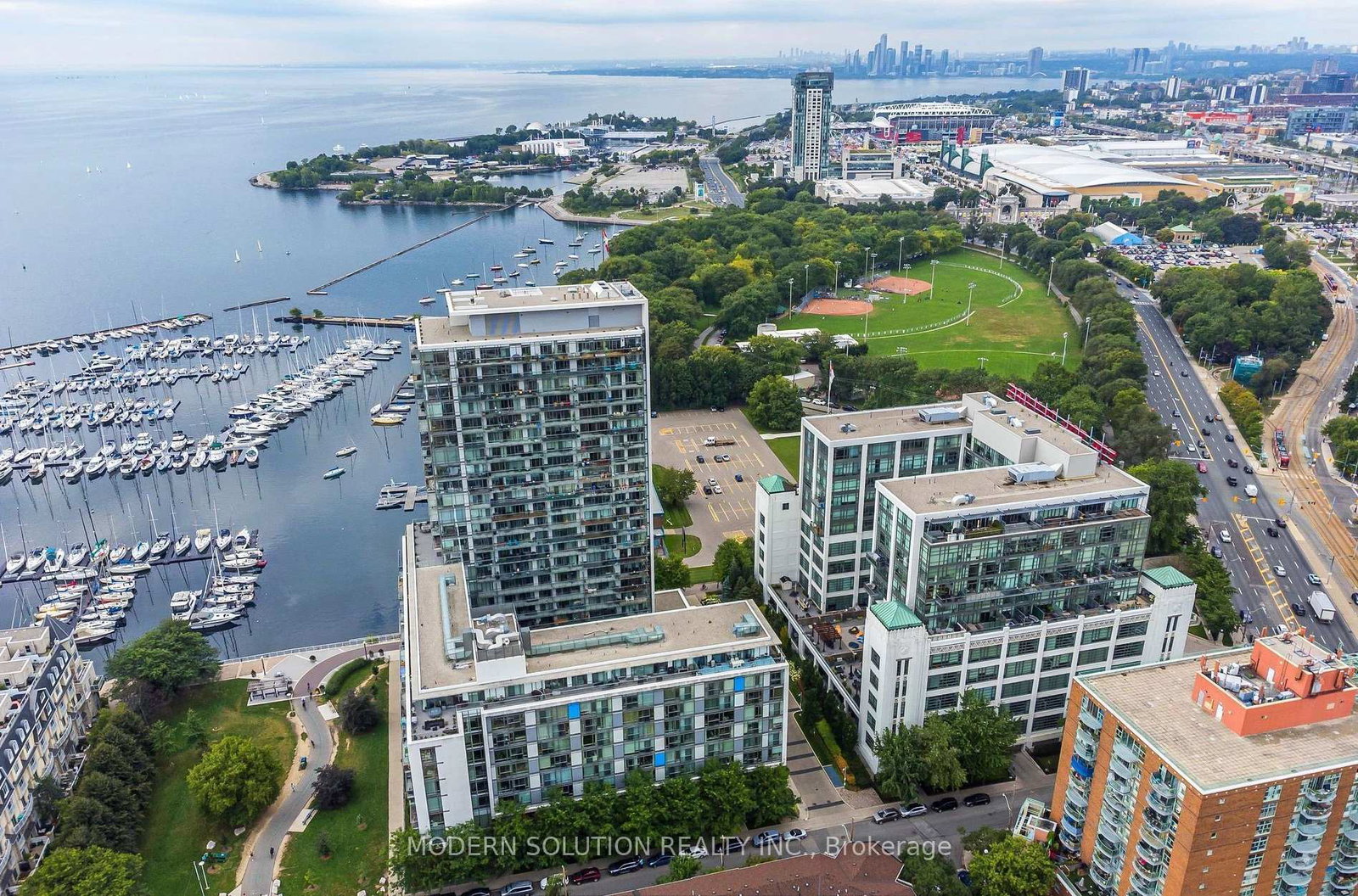 90-stadium-road-toronto-ontario-c13027152