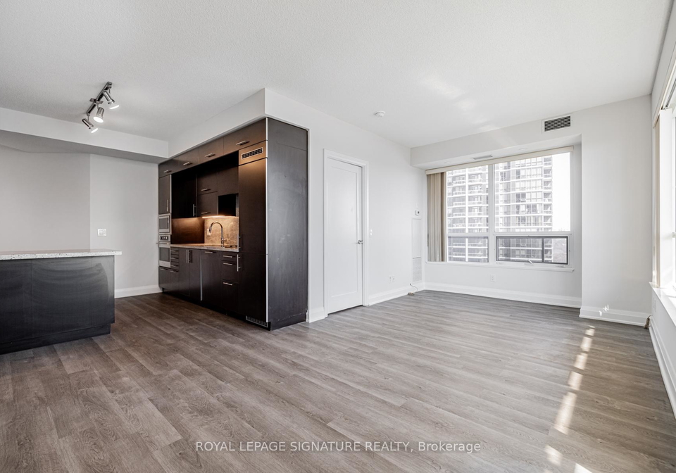 2-anndale-drive-north-york-ontario-c13027158