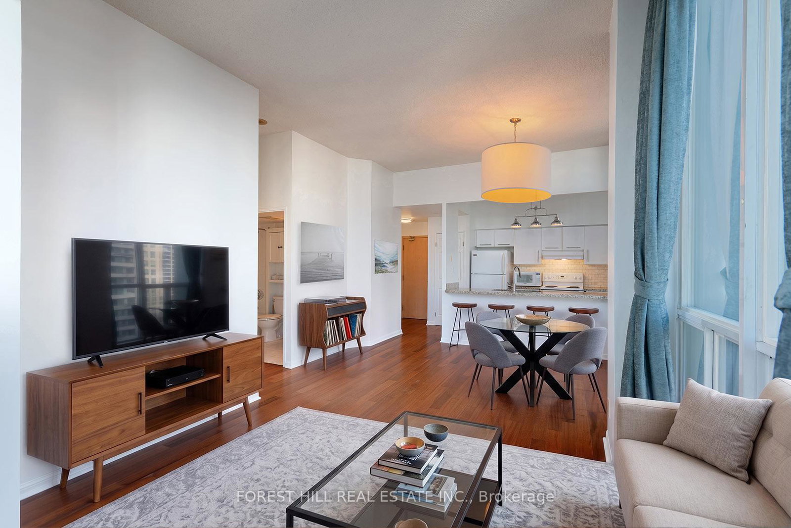 24-wellesley-street-w-toronto-ontario-c13027182