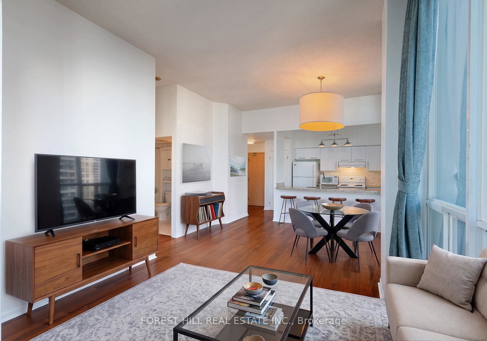 24-wellesley-street-w-toronto-ontario-c13027182