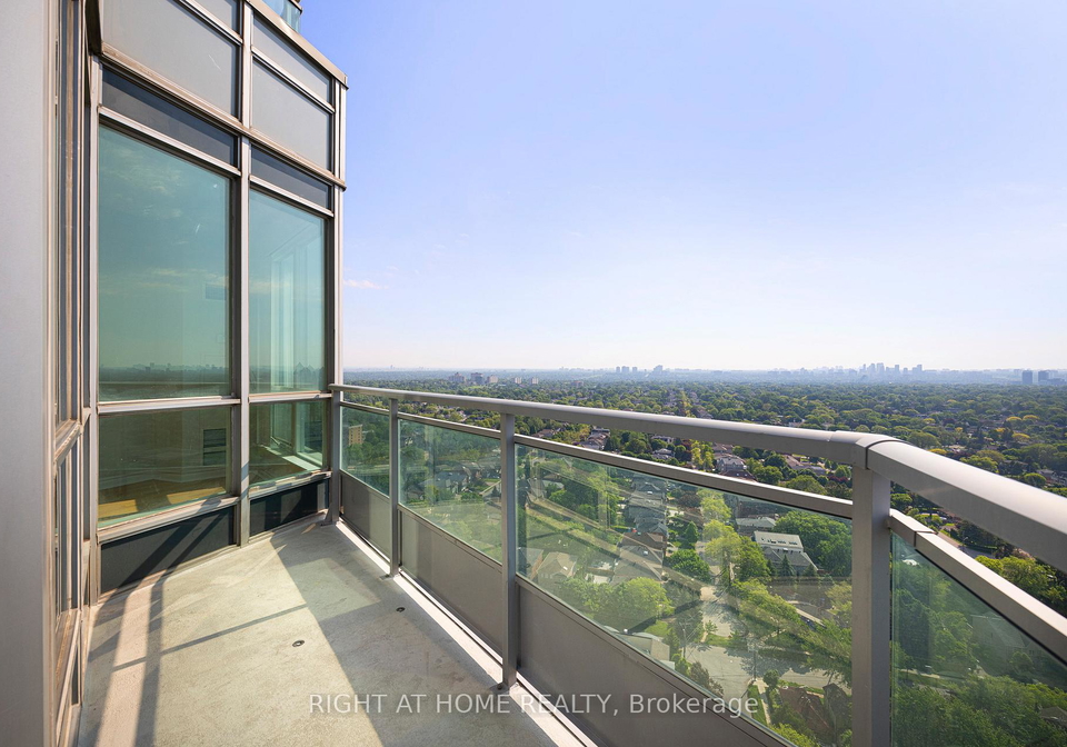 60-byng-avenue-north-york-ontario-c13027484