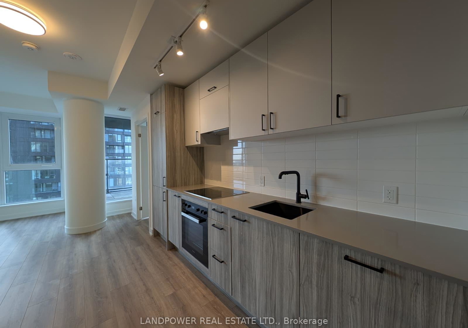 5-quarrington-lane-north-york-ontario-c13027594